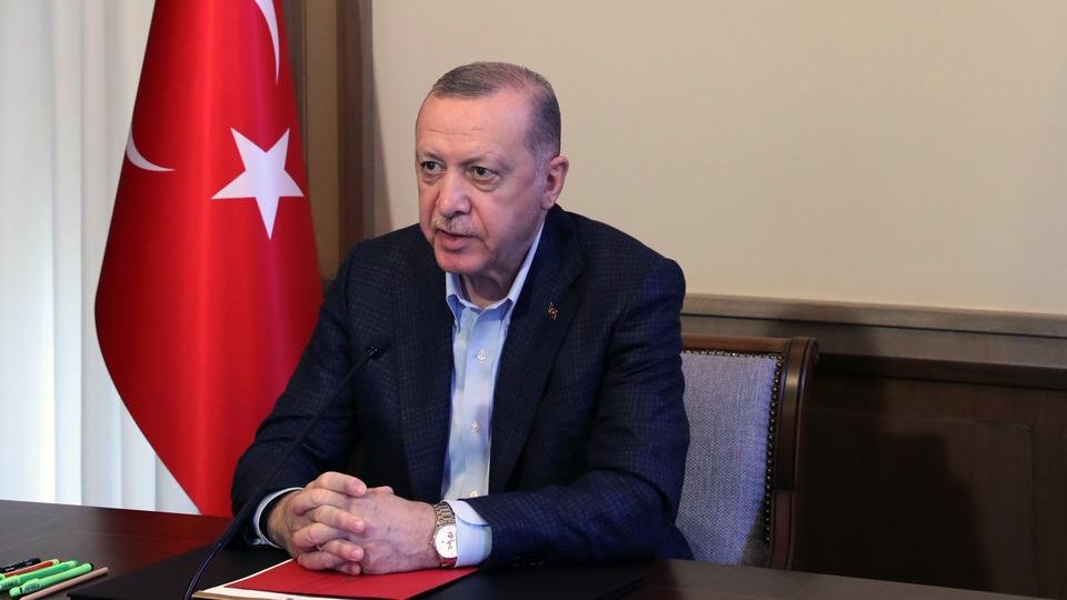 Was Turkey Erdogan poisoned for siding with Putin’s Russia?