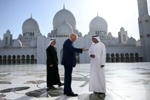 Trump's Arabian Nights. Handshakes with Sheikhs